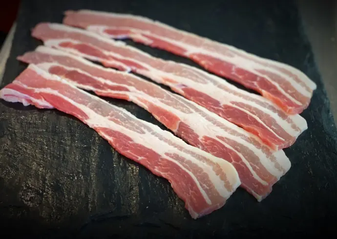 *2kg Streaky Bacon