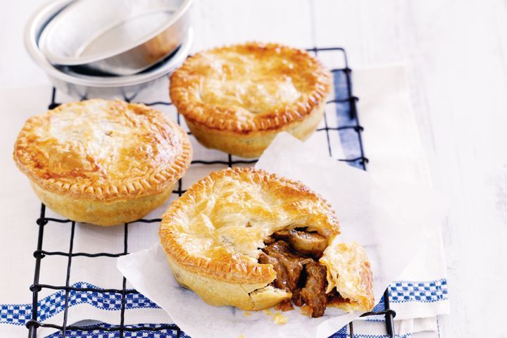 *12 x Homemade Beef & Onion Pies