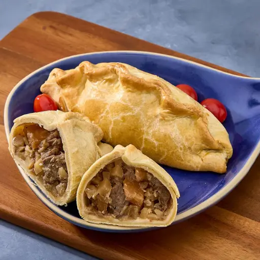 *12 x Homemade Cornish Style Pasties